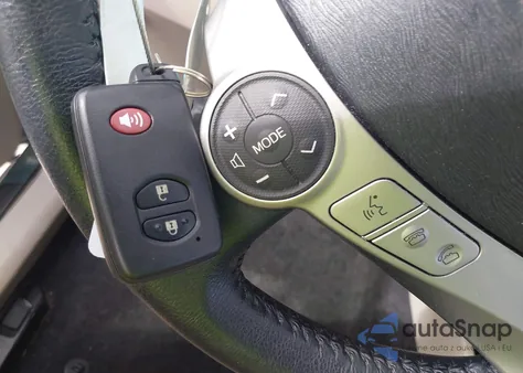 2015 Toyota Prius Four из США, поврежденный, VIN JTDKN3DU1F1944630